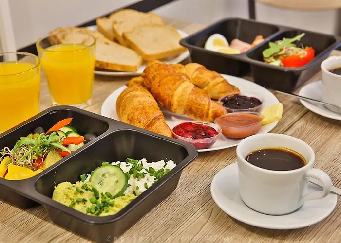 Elegant Business With Parking - By Upstairs Апартаменты *