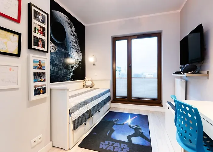 Elegant Business With Parking - By Upstairs Апартаменты *