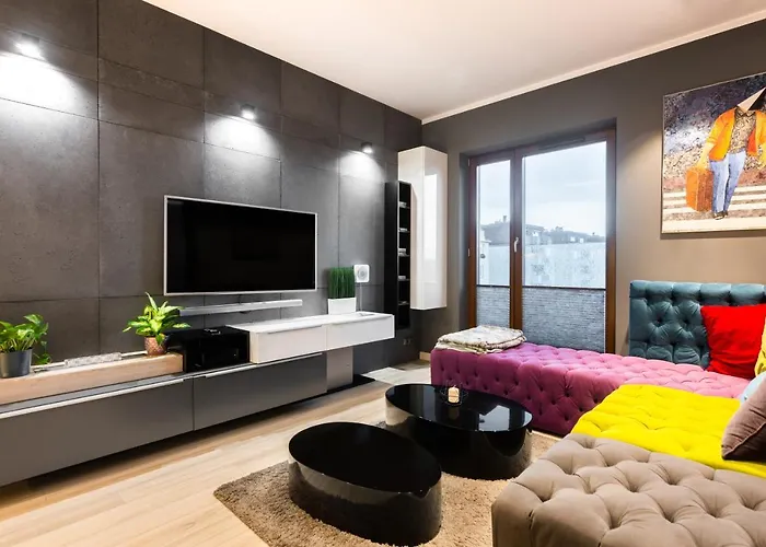 Elegant Business With Parking - By Upstairs *